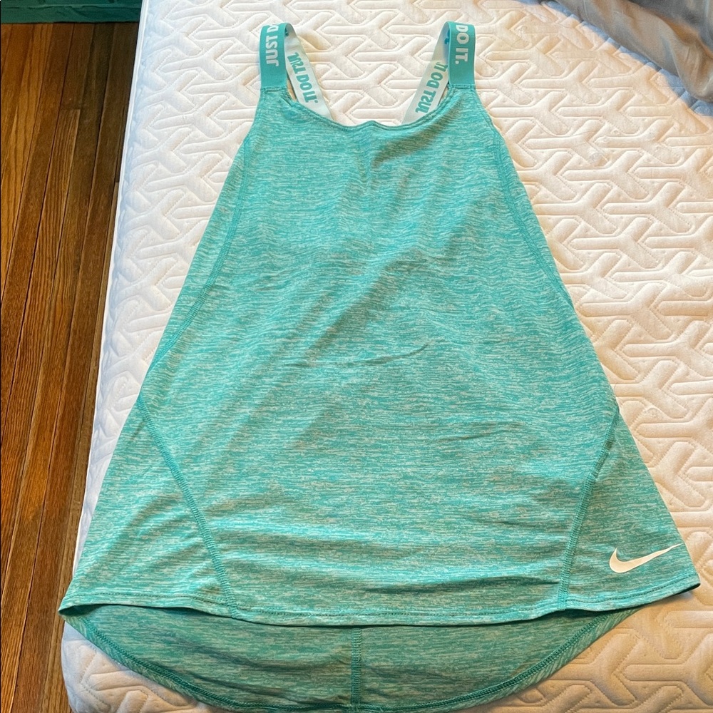 Nike Women's Aqua Tank Top